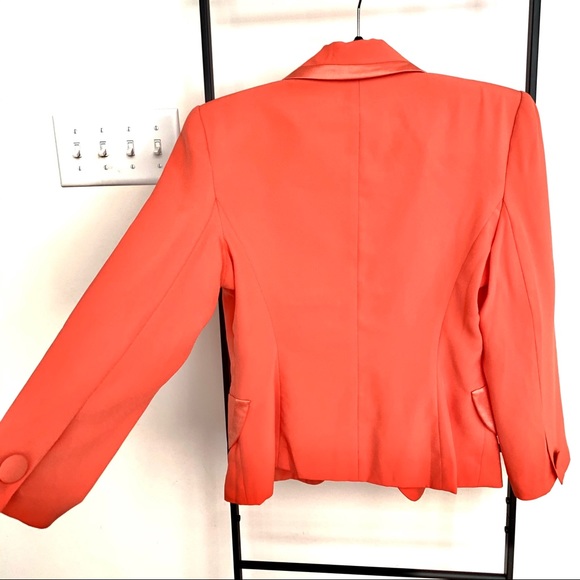 Vintage Blazer with Shoulder Pads - Picture 8 of 9